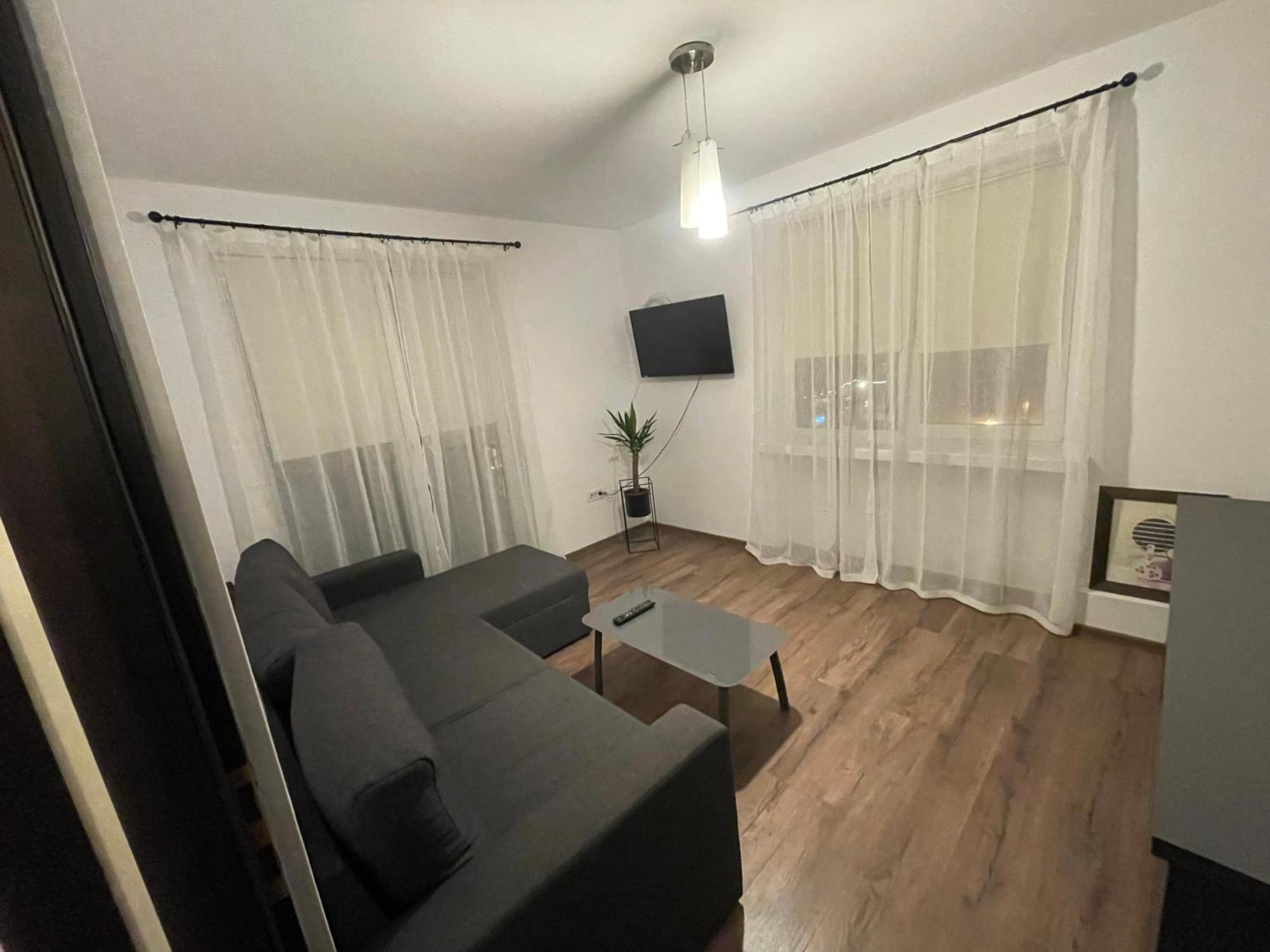 Apartament Centru Vechi Крайова Екстер'єр фото